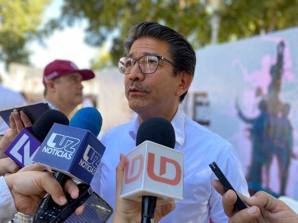 Martín Ahumada Quintero, presidente municipal de Guaasve, en entrevista con los medios de comunicación