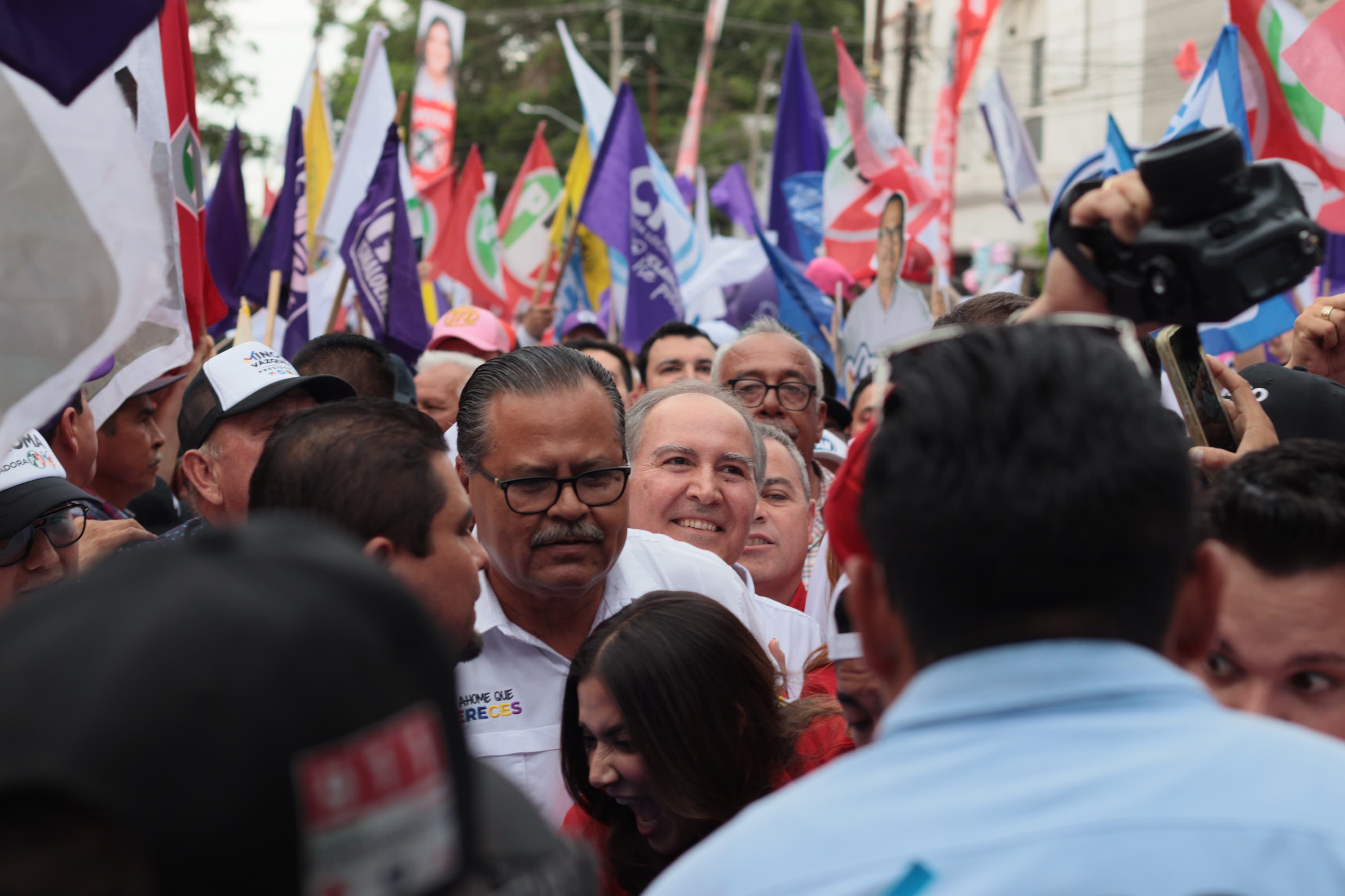 Cierre de campaña del candidato Domingo “Mingo” Vázquez