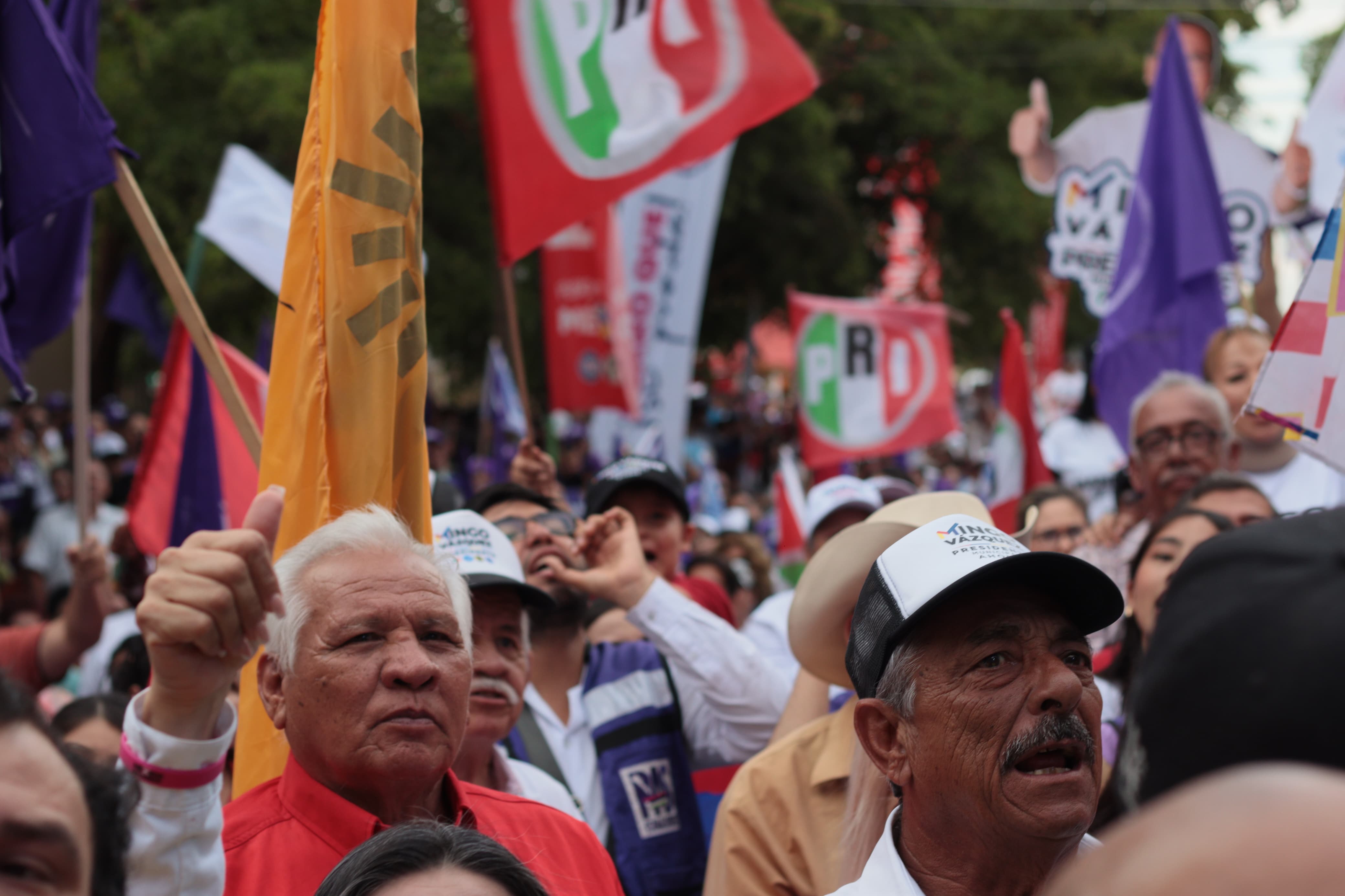 Cierre de campaña del candidato Domingo “Mingo” Vázquez