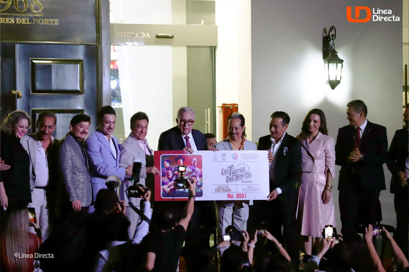 Ceremonia de inauguración del Museo de los Tigres del Norte en Mocorito