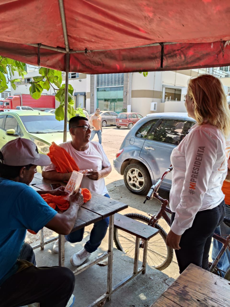 My-Lai Quintero Beltrán, candidata a presidenta municipal de Mazatlán por el partido de Movimiento Ciudadano, durante su campaña