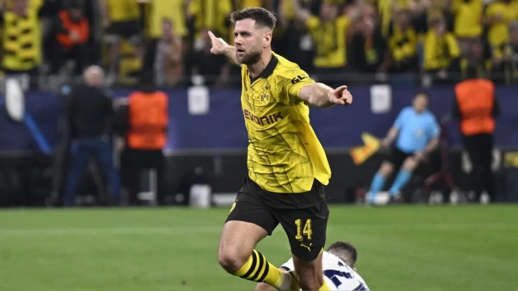 Niclas Füllkrug convirtió gran gol para el 1-0 a favor de los “amarillos”.