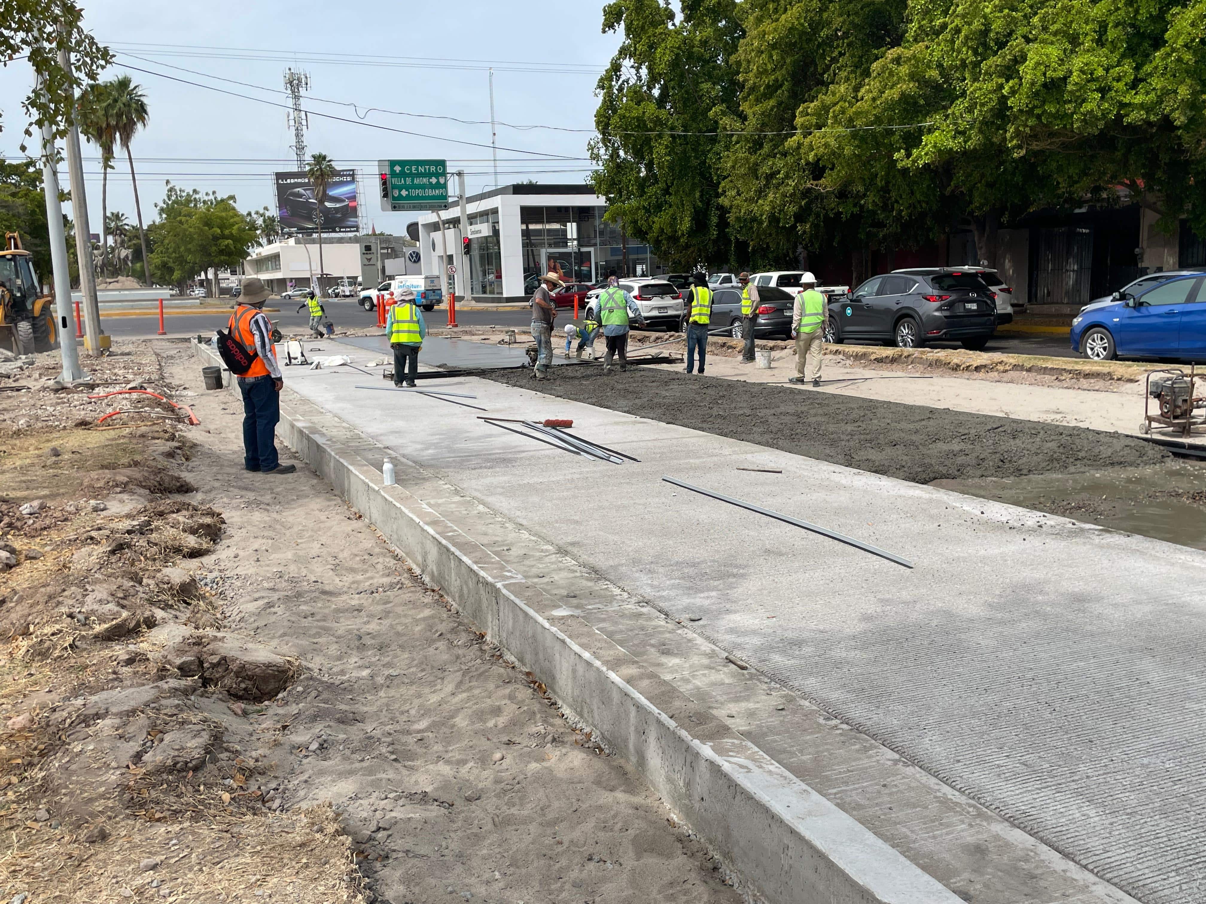 Trabajos en Blvd. López Mateos 