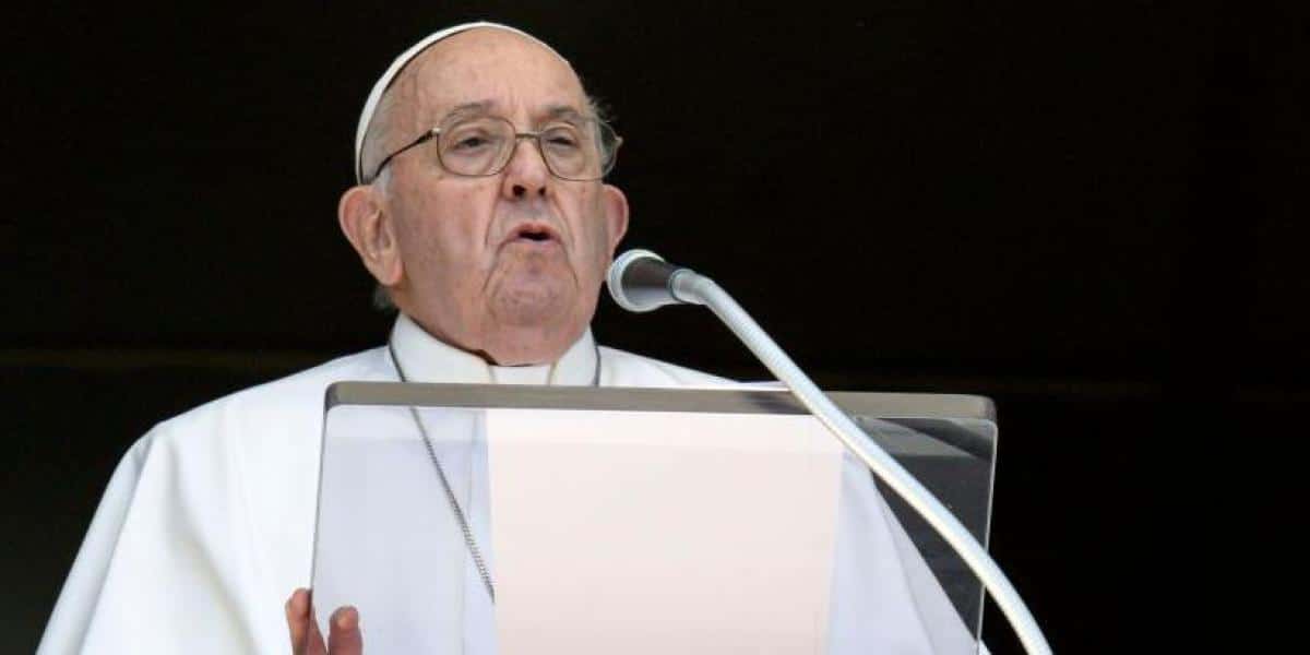 Papa Francisco cuestiona actitudes antinmigrantes en EU