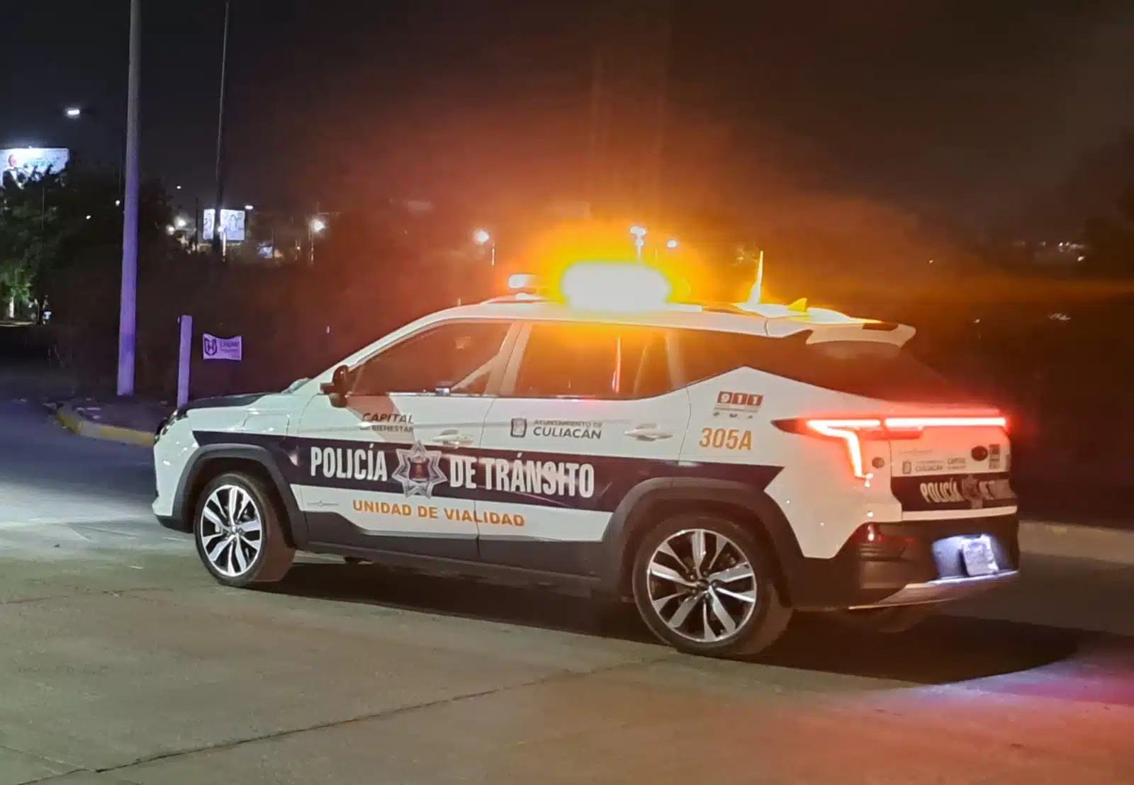 Vehículo de la Policía de Tránsito