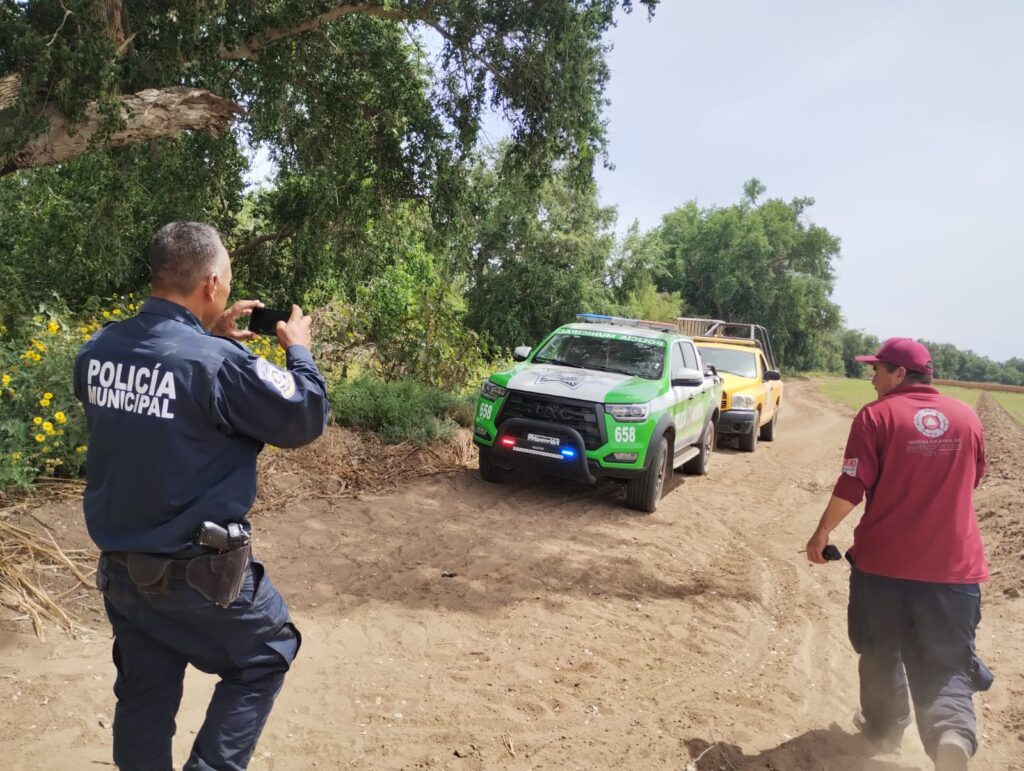 2 personas, una perteneciente a la corporación de la Policía Municipal de Guasave y la otra a Protección Civil