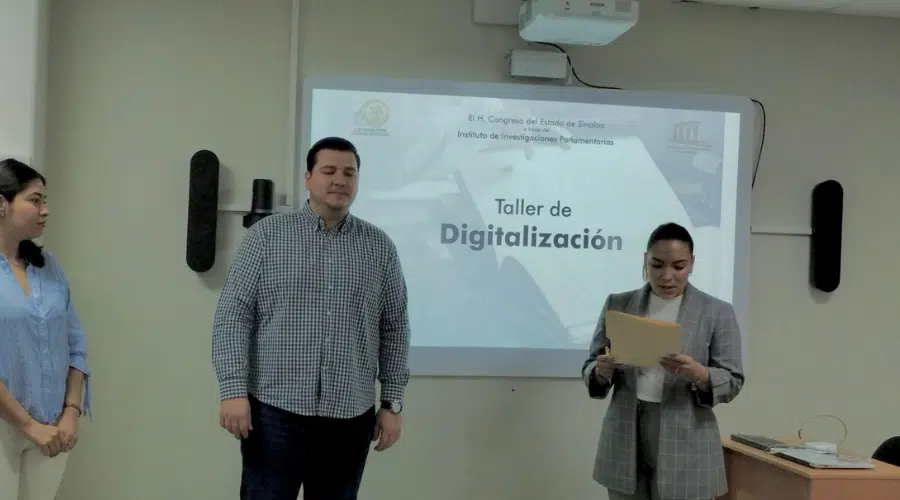 Este viernes dio inicio en el Congreso del Estado de Sinaloa un curso de digitalización a personal del Archivo General.