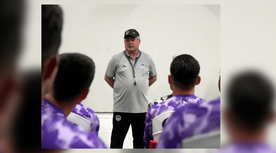 Víctor Manuel Vucetich ya está con Mazatlán FC previo al próximo torneo