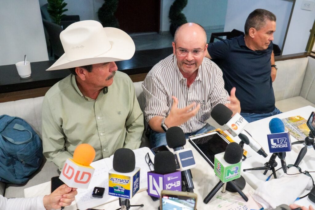 Rueda de Prensa con Baltazar Valdez de Campesinos Unidos de Sinaloa