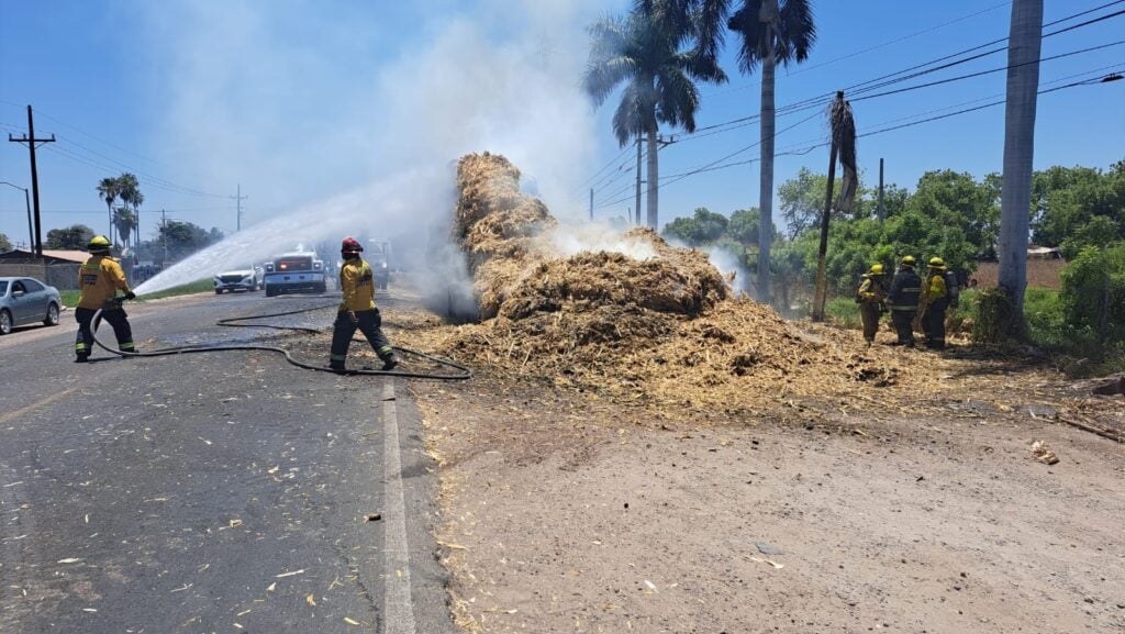 incendio pacas de pastura