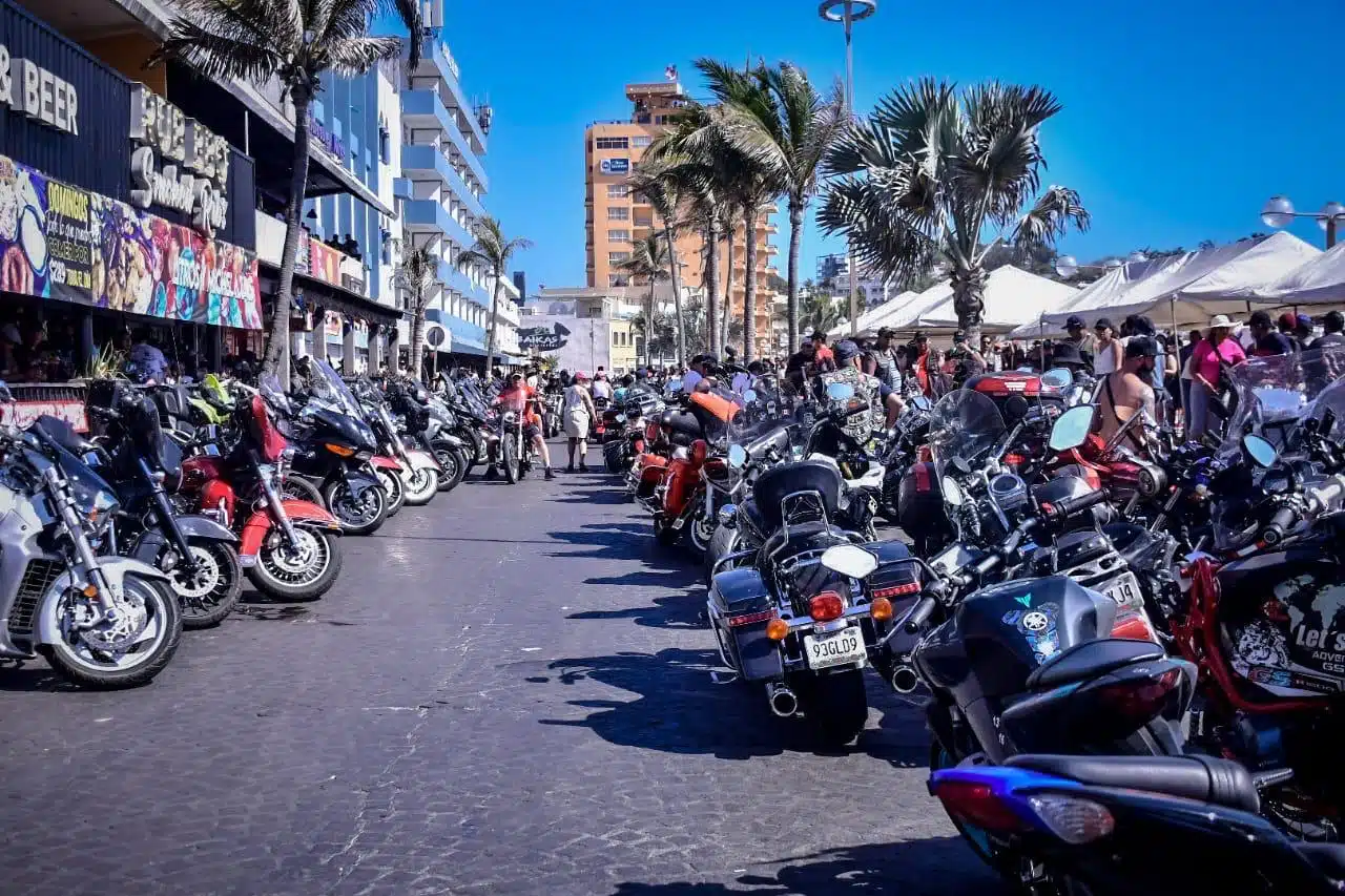 Reportan 5 mil asistentes en el primer día de la Semana de la Moto en Mazatlán