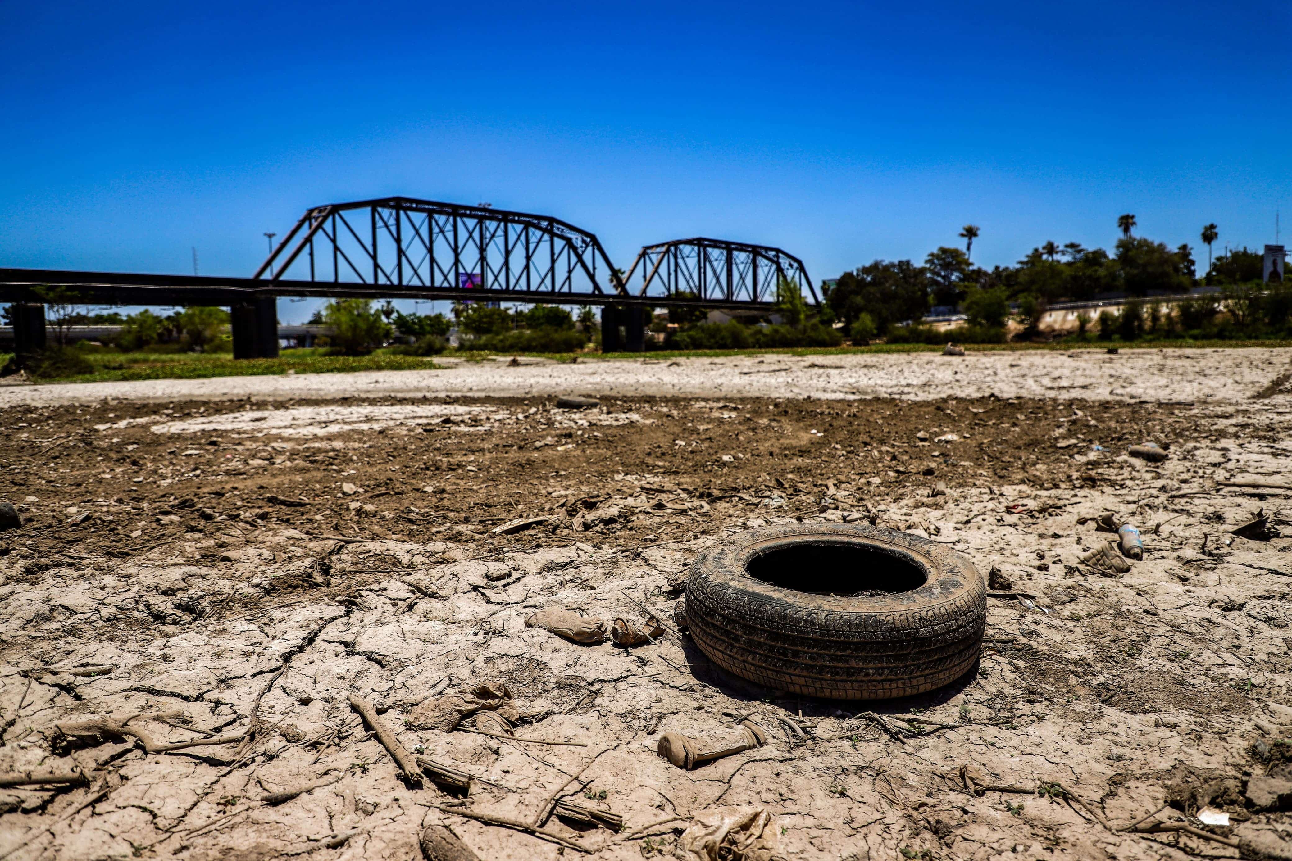 El río de Culiacán en medio de la sequía.