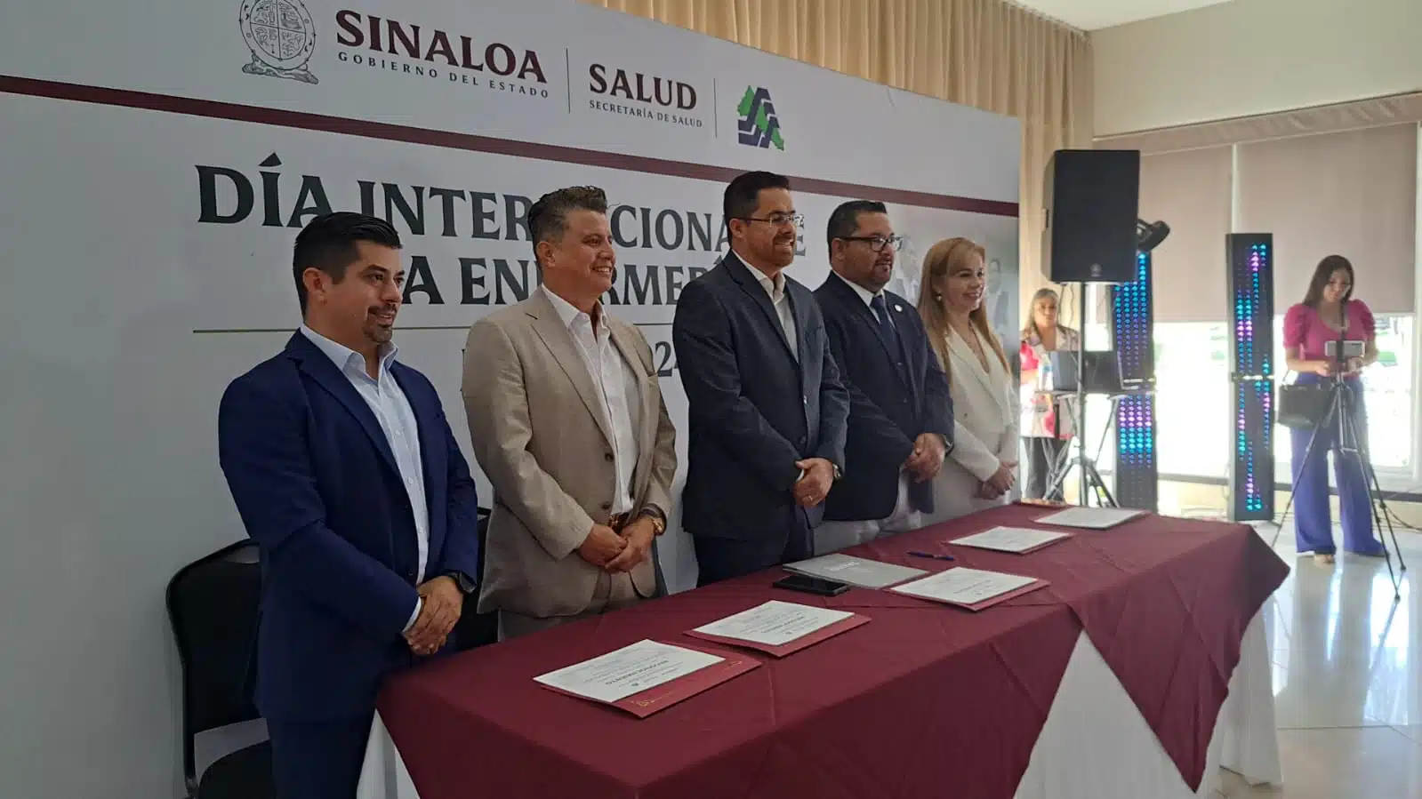 ¡Por su dedicación! Salud Sinaloa entrega reconocimientos a enfermeras y enfermeros (2)