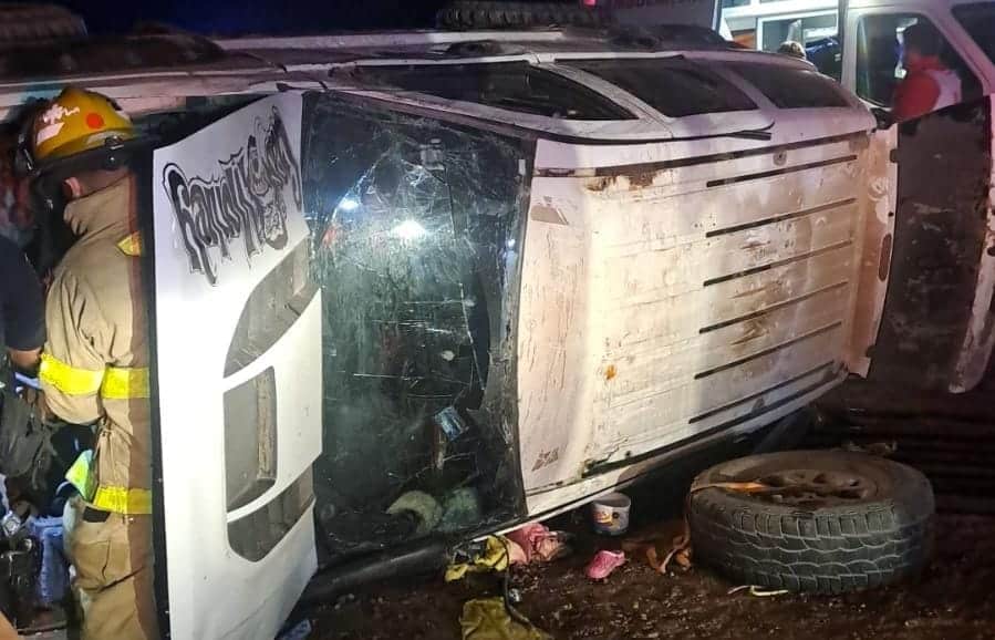 Accidente tipo volcadura se registró la madrugada de este lunes en Guasave