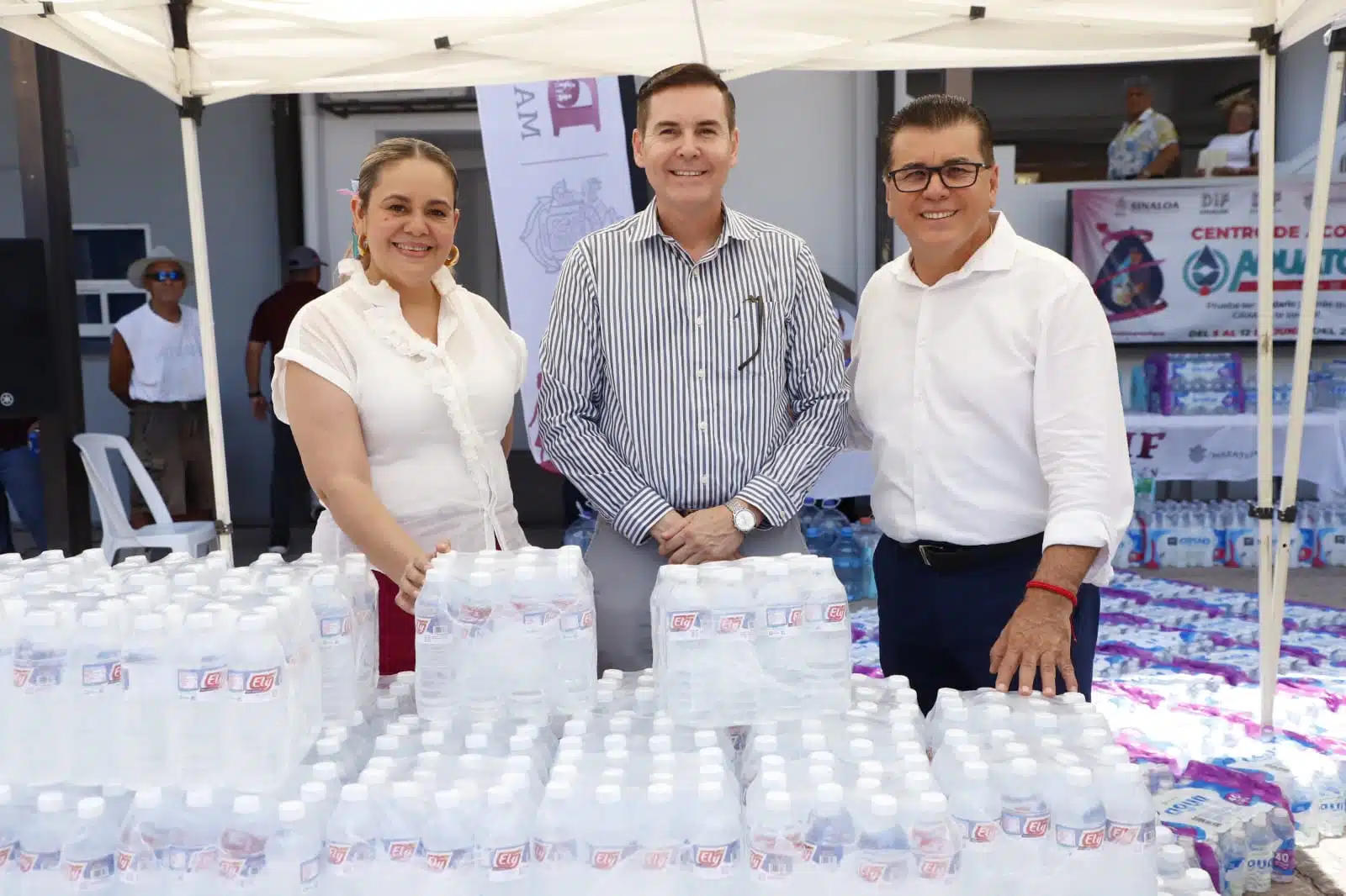 Mazatlecos aportaron 22 mil 595 litros de agua embotellada al Aquatón 2024.