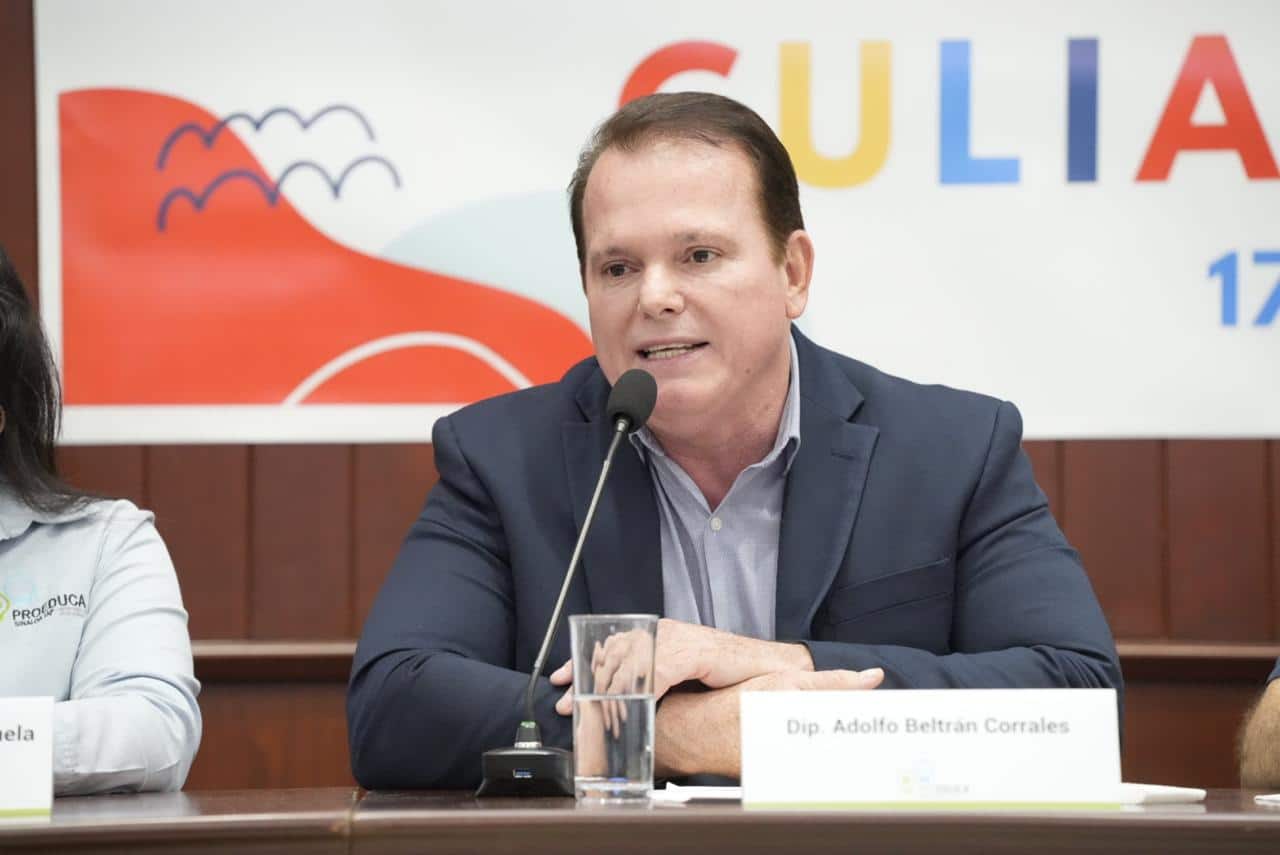 Diputado presidente de la Comisión de Educación, Ciencia y Tecnología del Congreso del Estado, Adolfo Beltrán Corrales.
