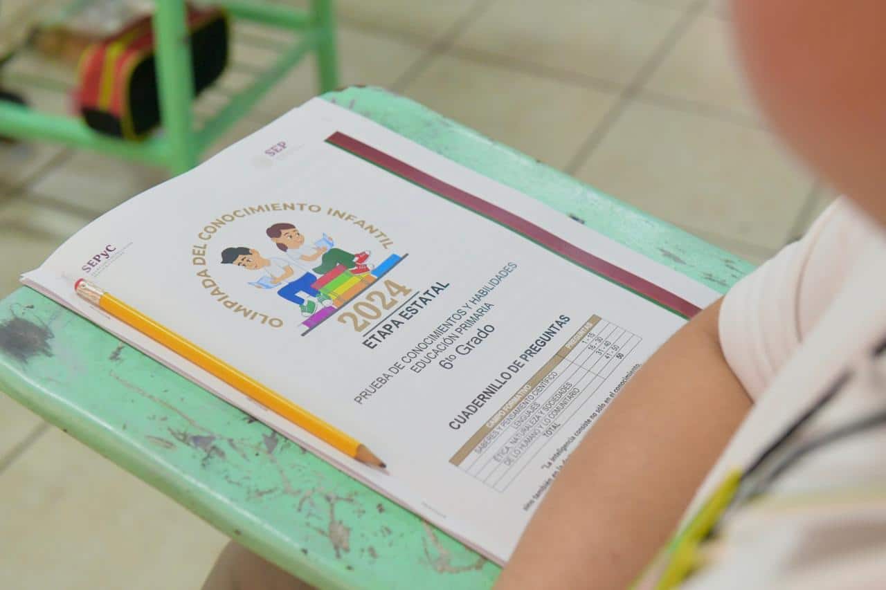 Alumna debil visual pasa a la etapa estatal de la olimpiada del conocimiento