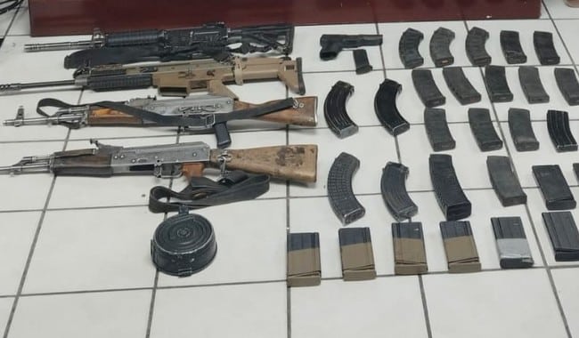 Armas