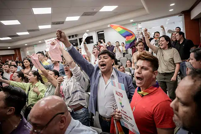 Baja California aprueba Ley de Infancia Trans; podrán modificar actas de nacimiento