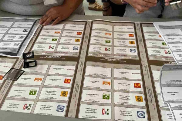 Boleta electoral para la presidencial de México