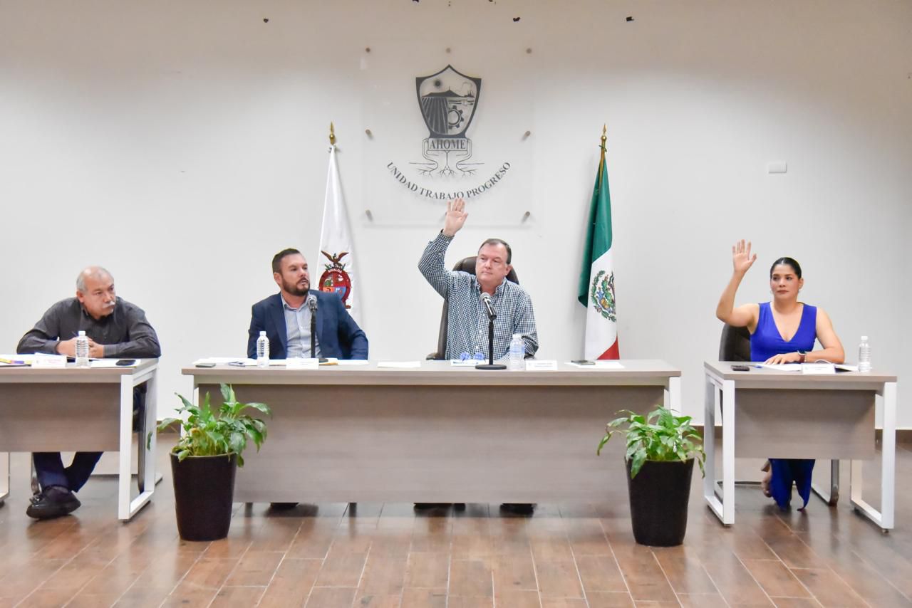 Cabildo de Ahome en sesión ordinaria