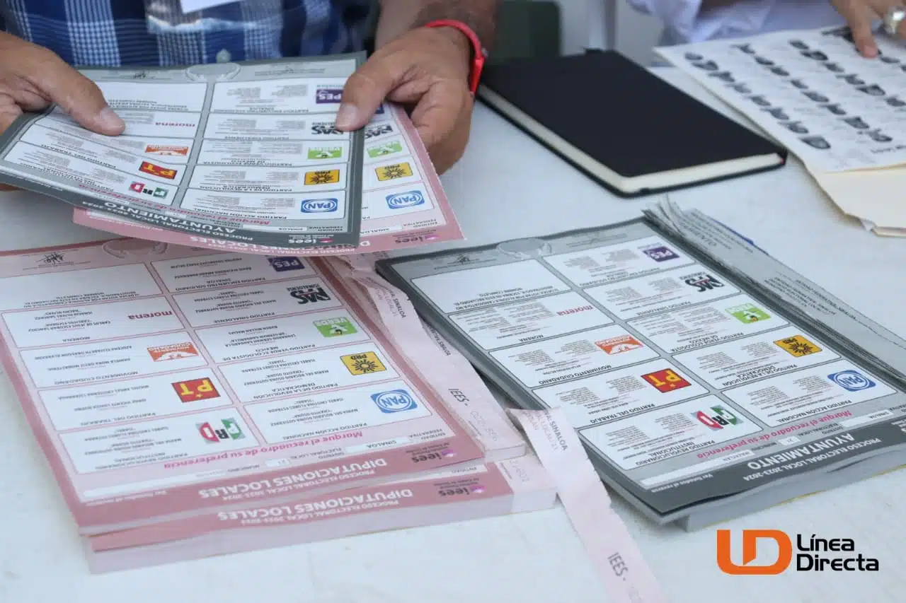 Candidatos a la alcaldía de Mazatlán acuden a ejercer su voto