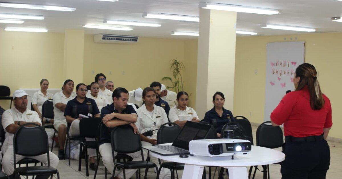 ¡Para saber qué hacer!  PC Mazatlán capacita a trabajadores de centro de hospedaje