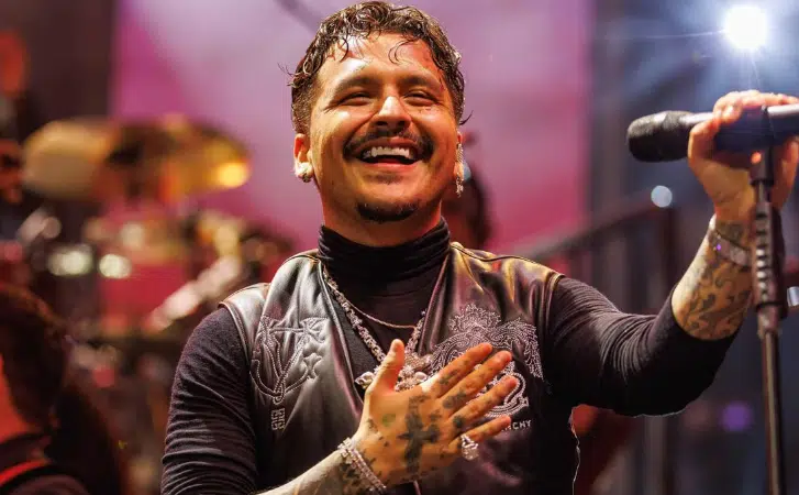 Christian Nodal se pronuncia sobre presunta amenaza de bomba en concierto de Ecuador