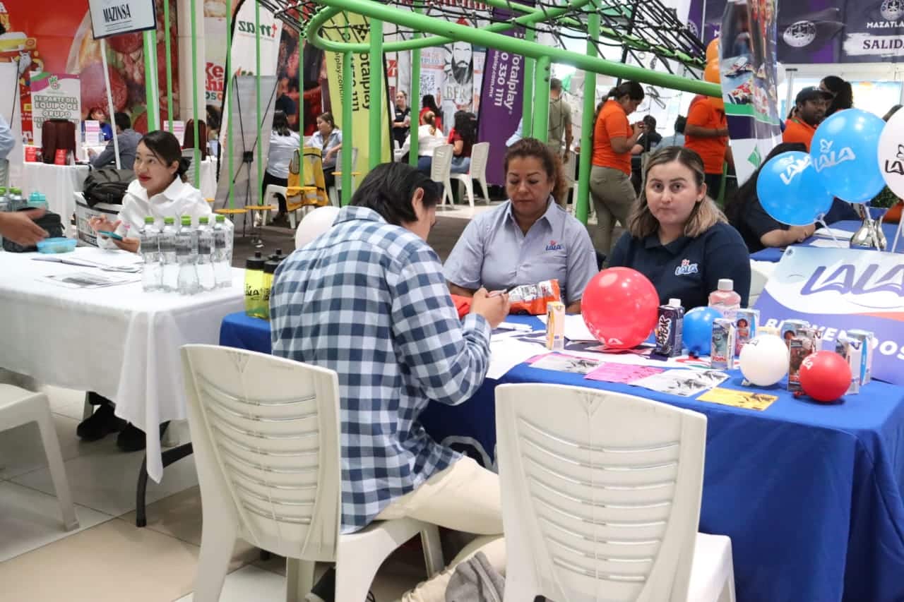 Feria del Empleo en Mazatlán