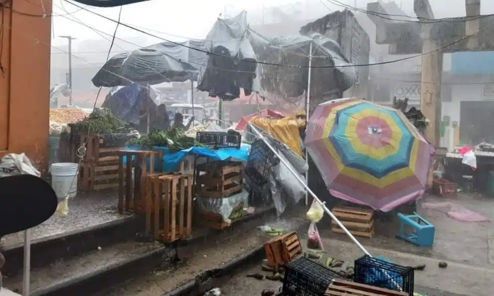 Fuerte aguacero en Veracruz deja múltiples daños