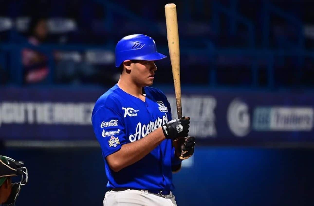 Federico Flores firma con Algodoneros de Guasave