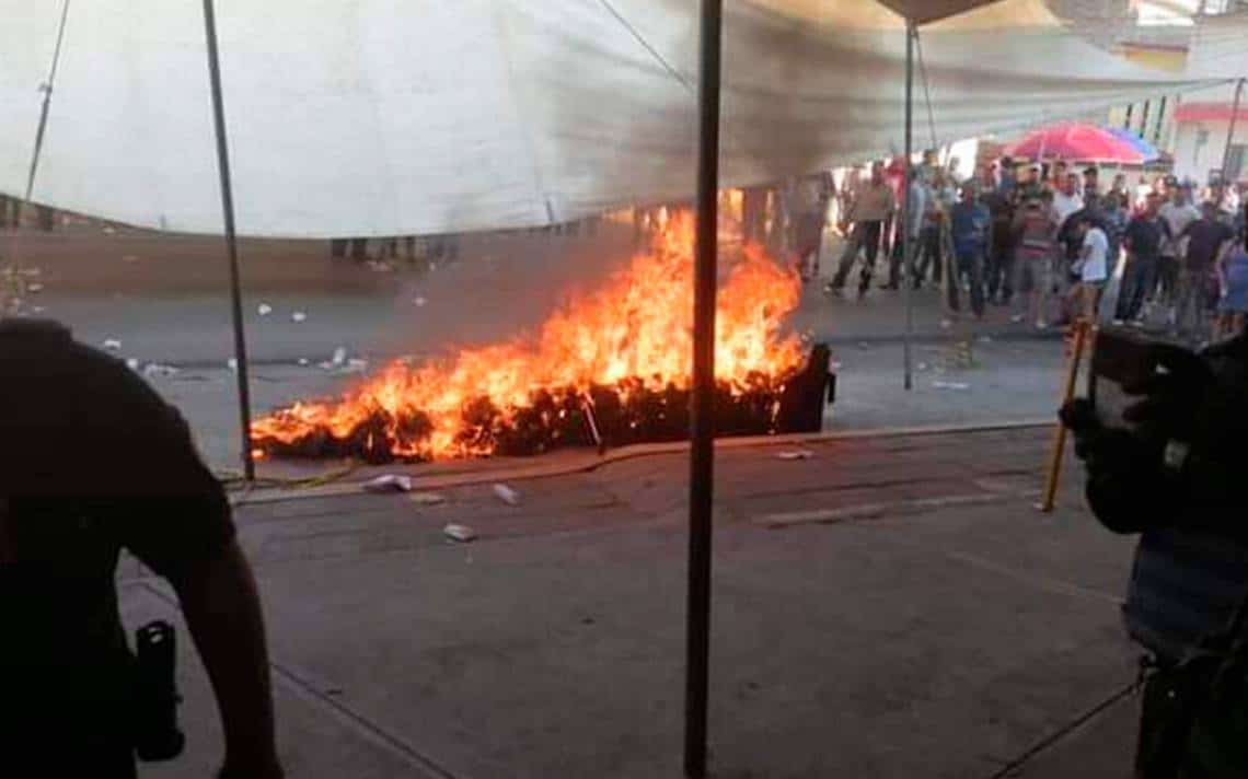 Incendian paquetes electorales en región chiapaneca; acusan fraude