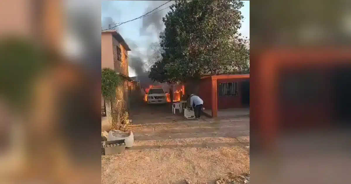 Incendio de una vivienda en El Carrizo