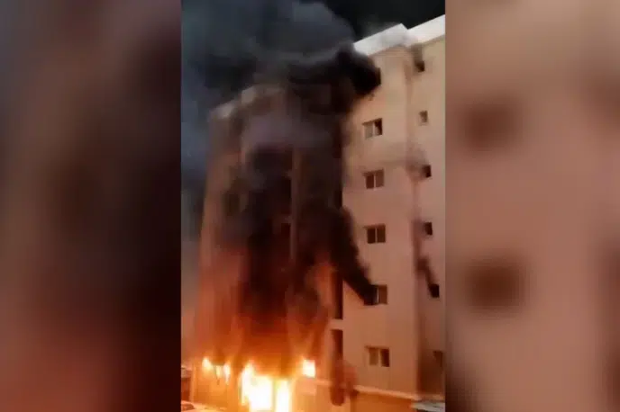 Incendio en Kuwait deja 49 personas sin vida