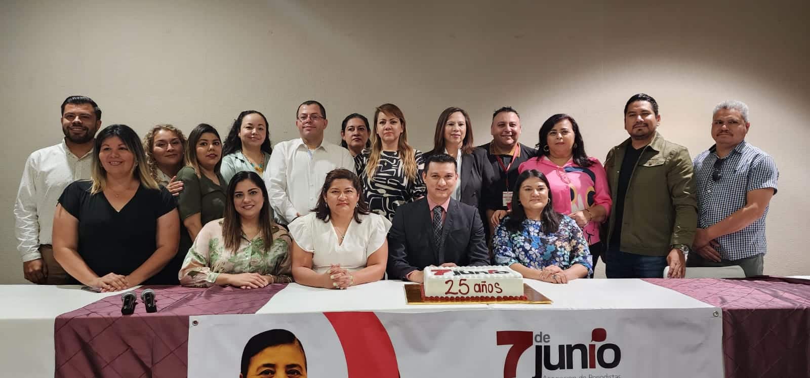 José Bustamante toma portesta como presidente de la Asociación de Periodistas y Comunicadores