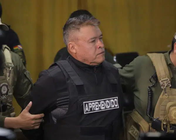 Dictan prisión preventiva a Juan José Zúñiga y otros dos militares por golpe fallido en Bolivia