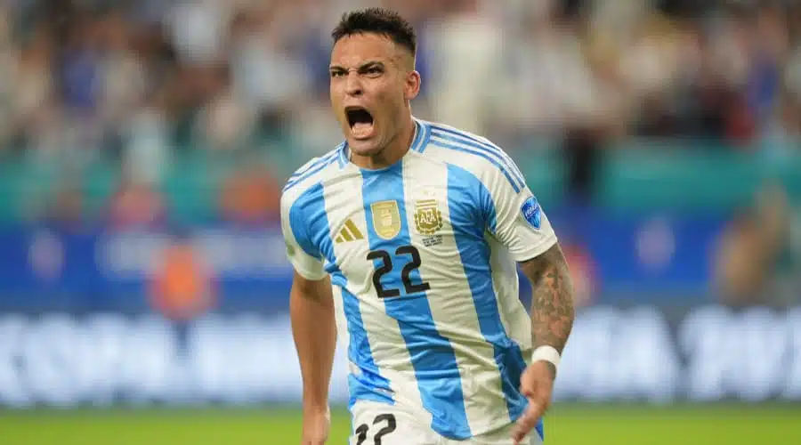 Lautaro Martínez por la victoria de Argentina