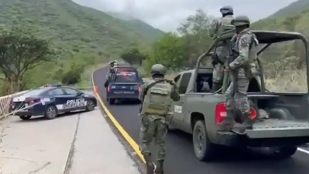 Localizan seis cuerpos sin vida en dos carreteras de Morelos