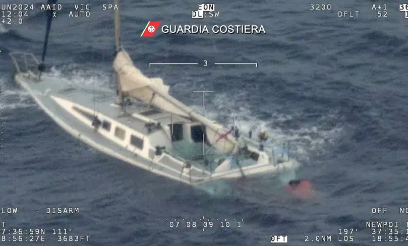 Guardia costera de Italia localiza 12 cadáveres de mujeres y niños en zona de naufragio