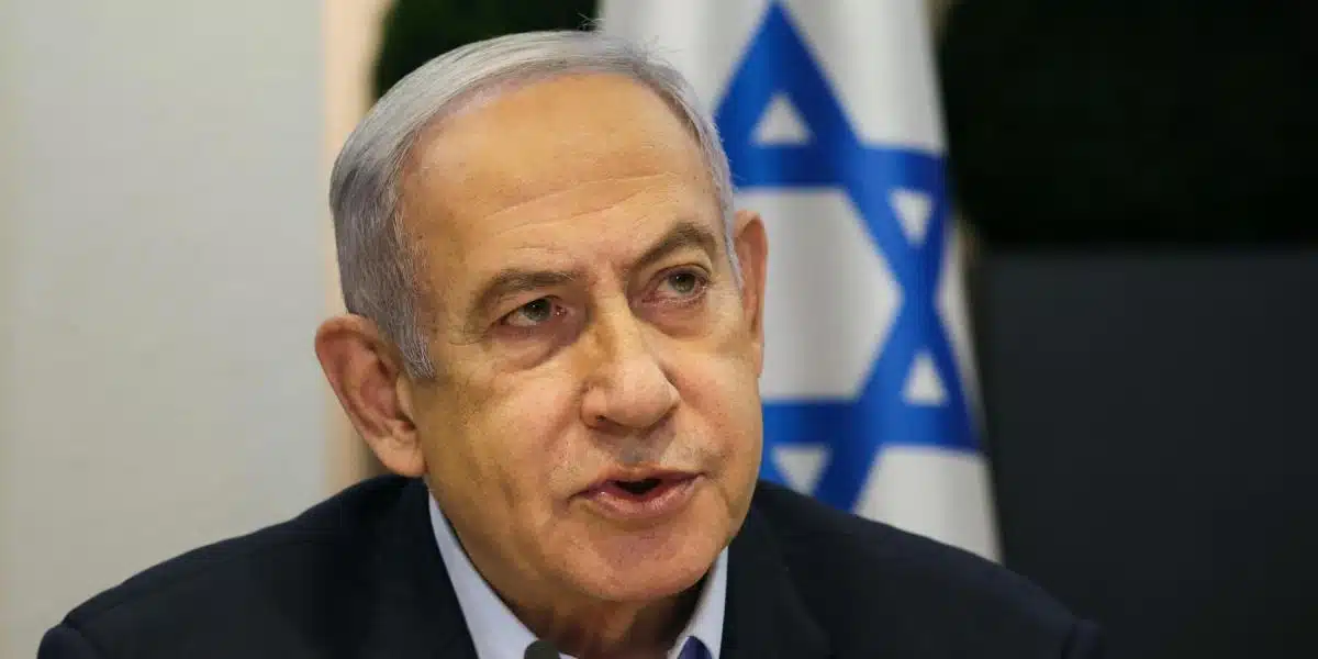 Netanyahu visita la frontera libanesa y amenaza con una guerra