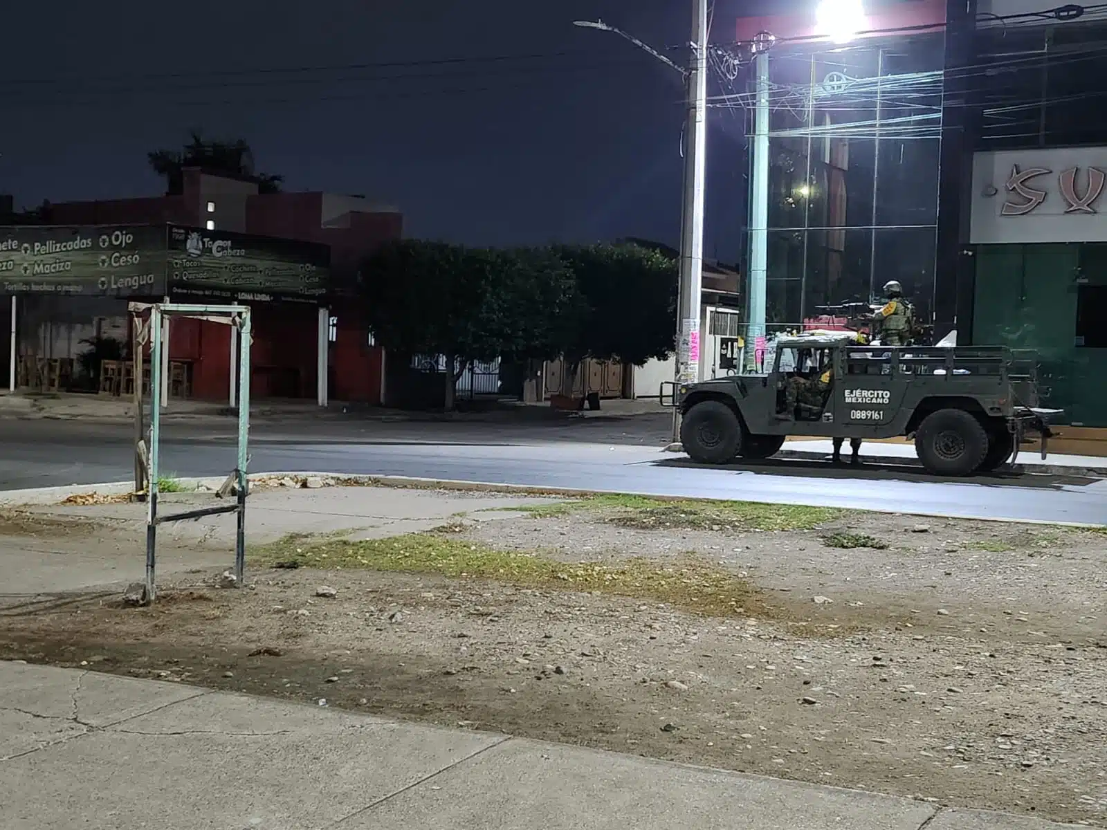 Fuerzas federales durante su operativo en Culiacán