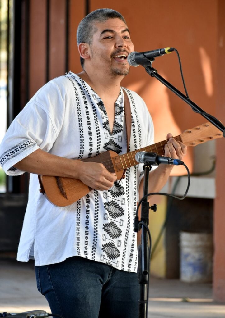 Óscar Rockmero, cantautor de Los Mochis