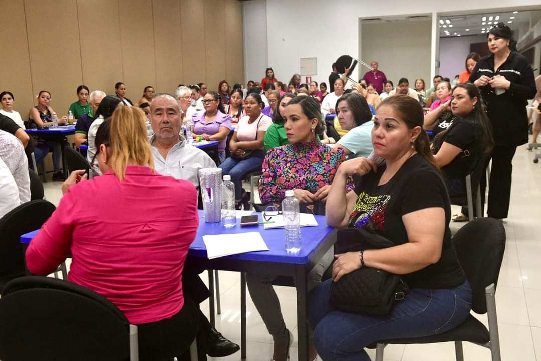 Padres de familia estarán vigilantes de que el proceso se lleve con transparencia.