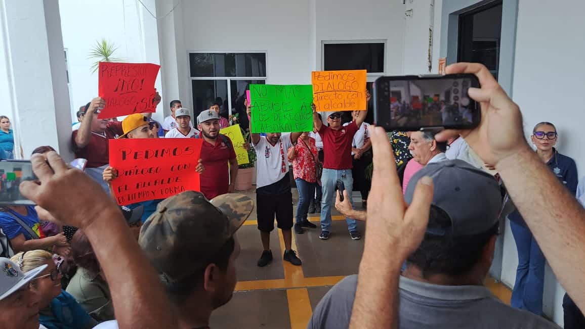 Manifestación por parte de Stasam en Mazatlán