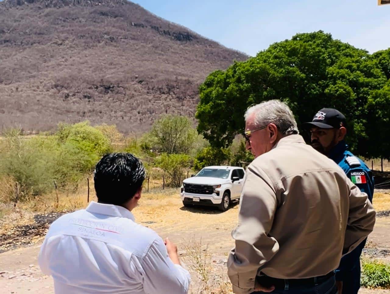 Rocha Moya acudió al cerro Carricitos.