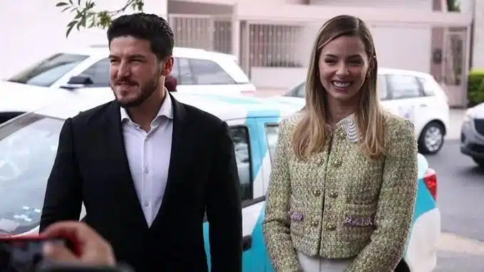 Samuel García y Mariana Rodríguez votan en la ciudad de Monterrey