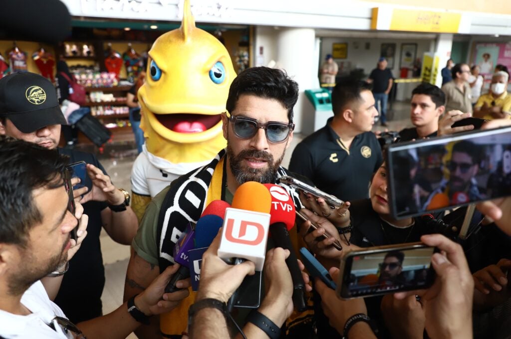 Sebastián Abreu reporta con Dorados de cara al Apertura 2024 de la Liga de Expansión