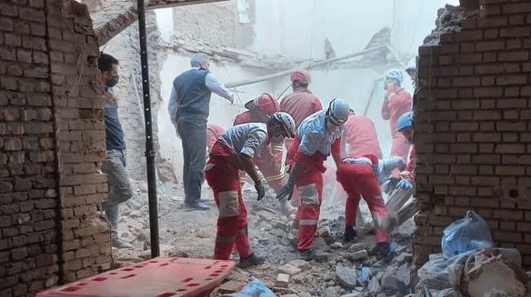 Terremoto de 5.0 deja 4 muertos y 120 heridos en Irán