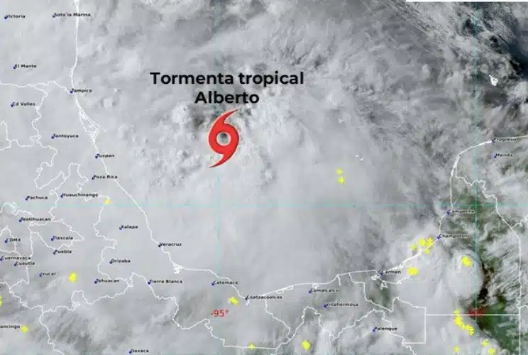 Así marca el satélite la posición de centro de la extensa tormenta tropical Alberto en aguas del Golfo de México