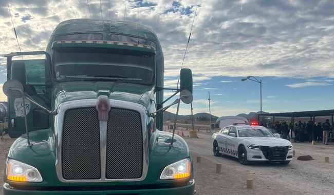 Tractocamión que trasportaba migrantes